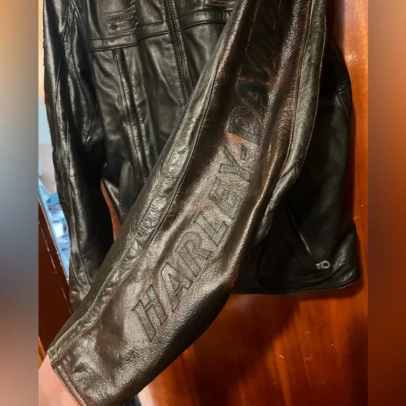 Harley-Davidson Leather jacket - Picture 2 of 12